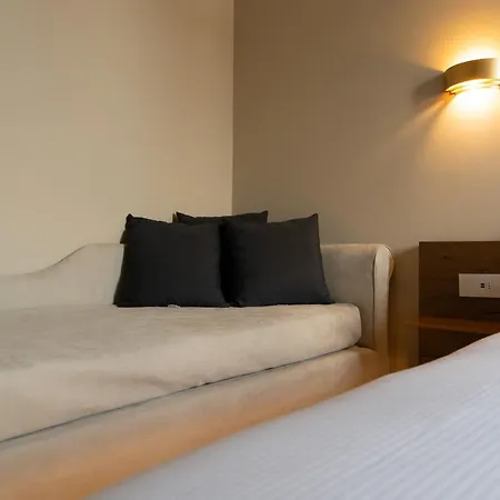 Gasthof Gv Collection - San Pietro Dome Rom